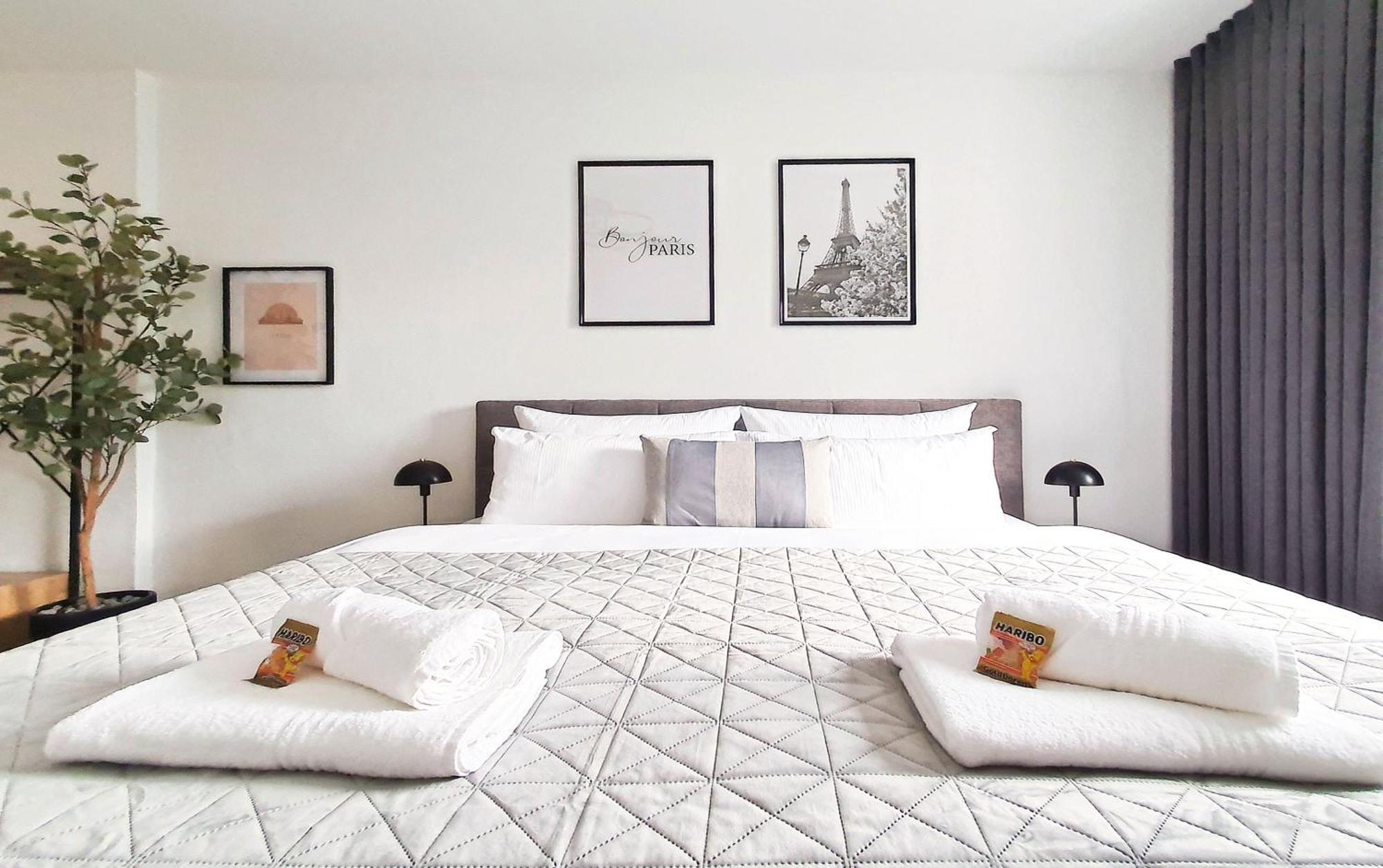 Livation - Apartments Hamm-Mitte - 2 Zi - Nespresso - Smarttv - Freewifi - Ausgestattete Kueche - 24H Check-In - Bis 4 Pers Pro Apartment Hamm  Esterno foto